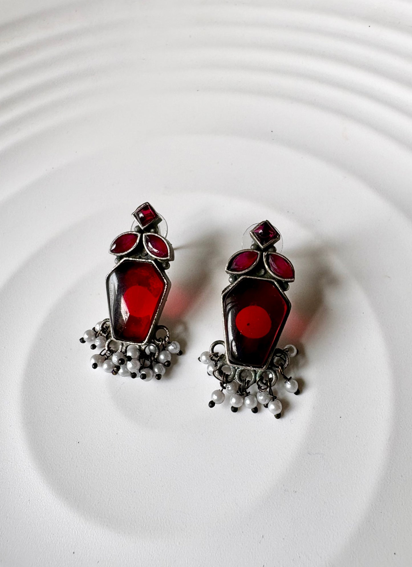 Oxidised Monalisa stone earrings