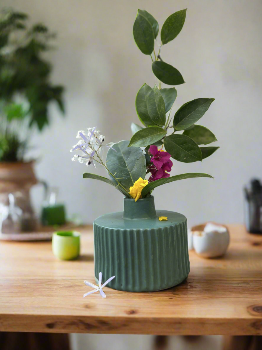 Ceramic Green Vas