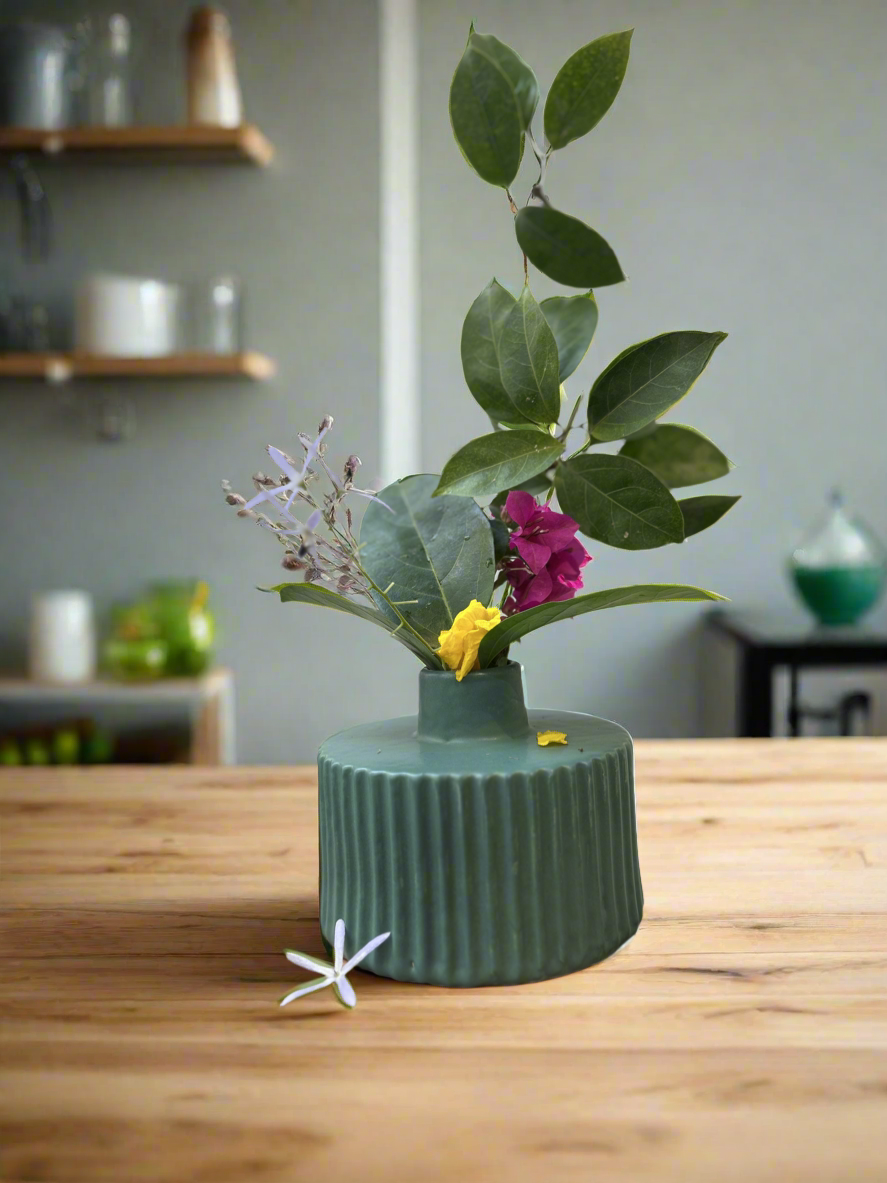 Ceramic Green Vas