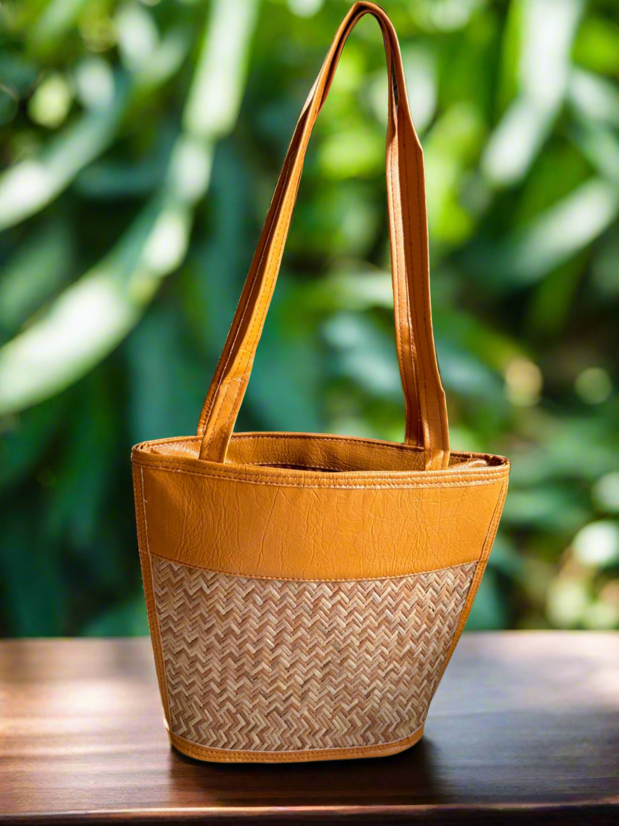 Shital pati Basket Handbag