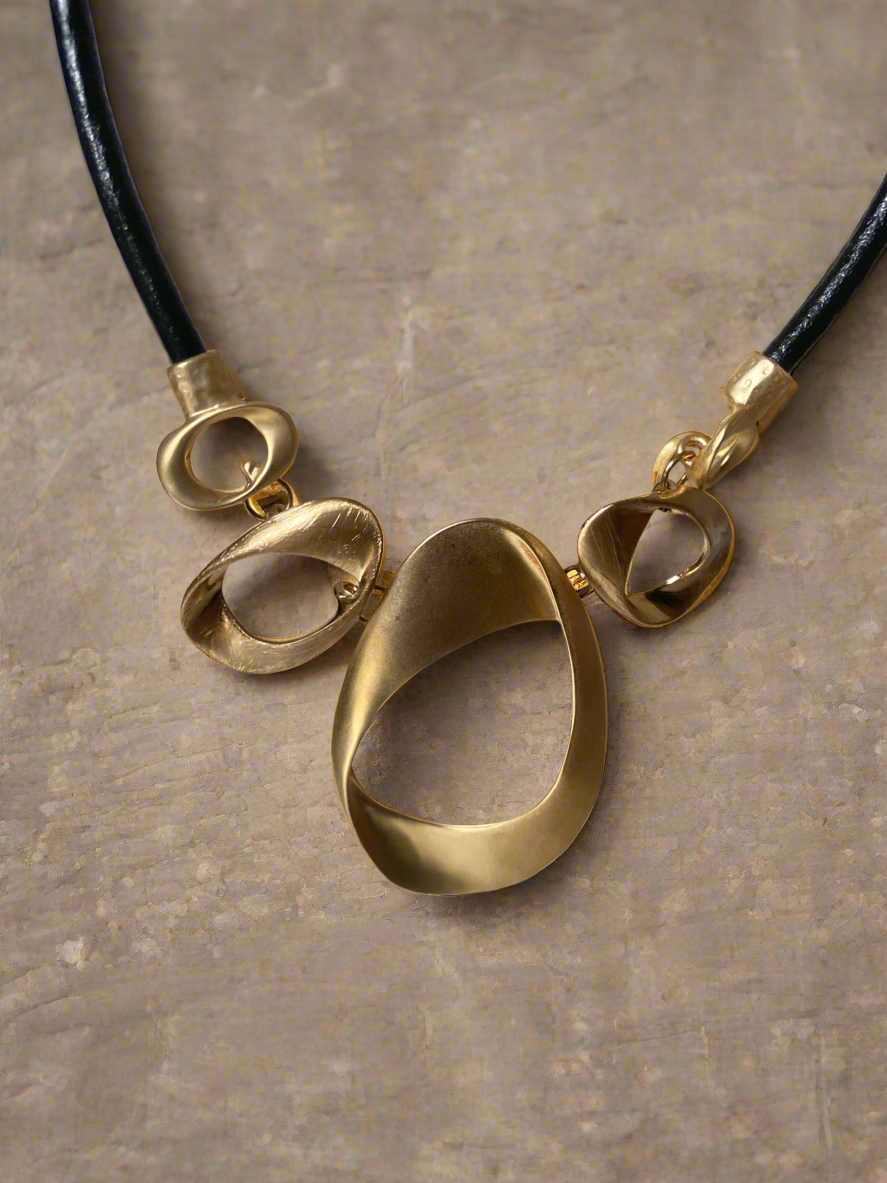 Five Ring Neckpiece