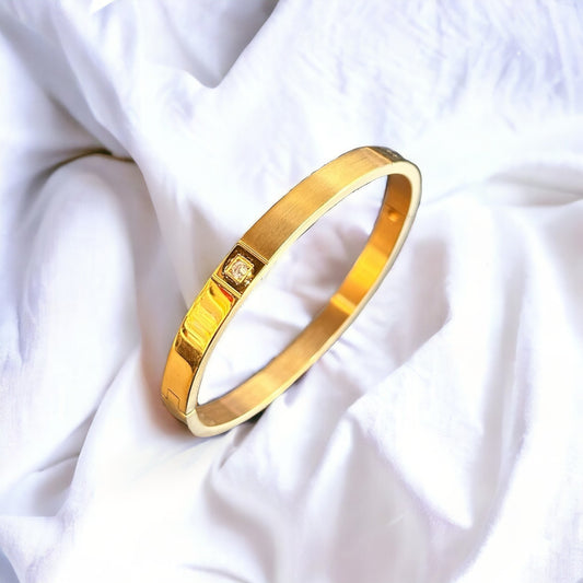 Gold Polished Bracelet (Stainless Steel)